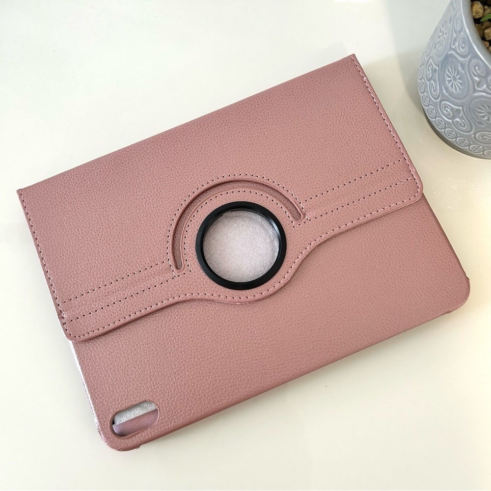 ✨Host Pick ✨New Ipad 10, metallic blush pink faux leather hard cover 10”x7”